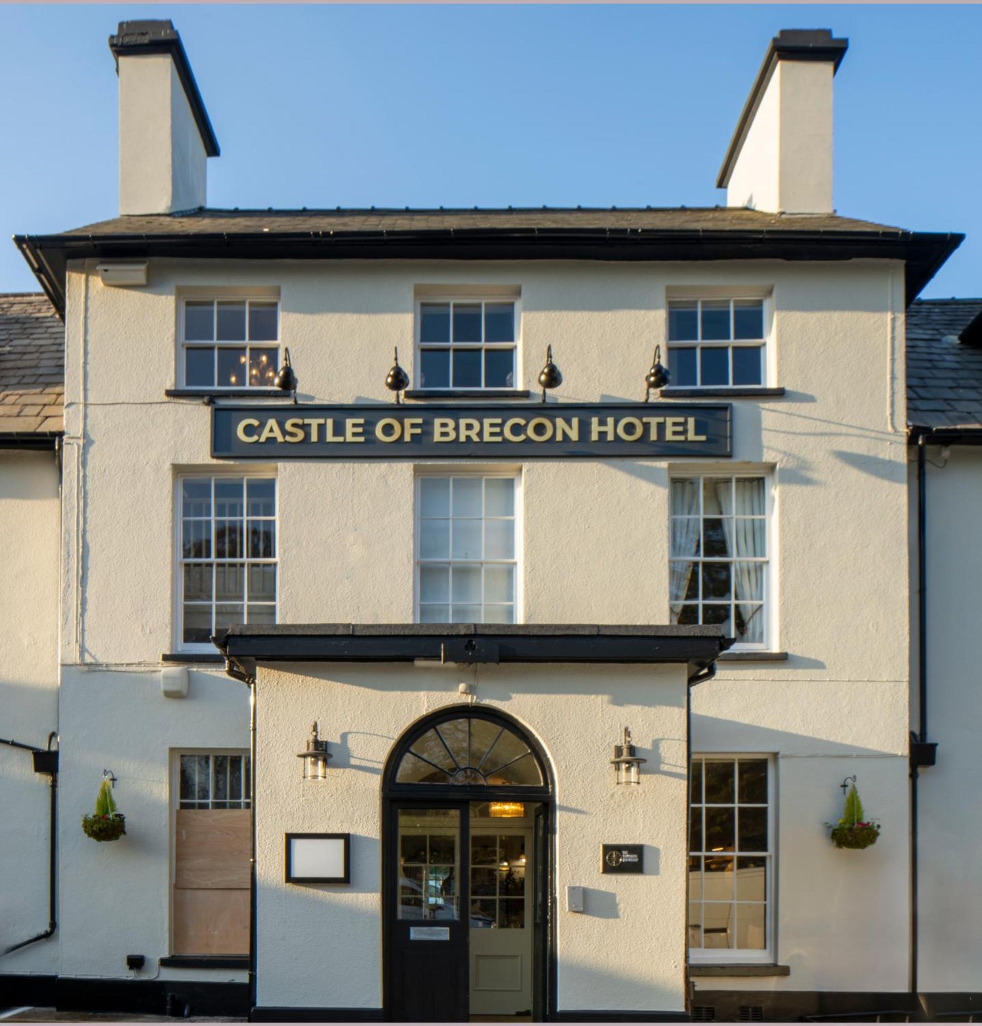 The Castle Of Brecon Hotel, Brecon, Powys Exterior photo